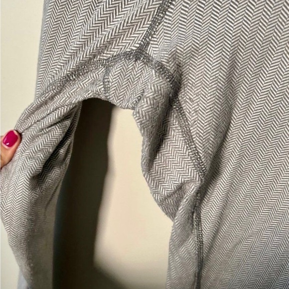 Lululemon Wunder Under Pant (Hi-Rise) 10 herringbone! - Picture 5 of 9